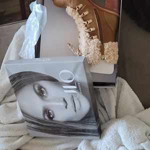 J Lo Boots - Timber - Jennifer Lopez 👢 😍